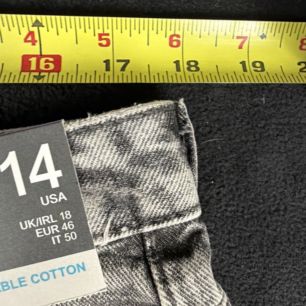 Primark Women Gray Super High Waist Denim Jeans Short 14 Distressed Cutoffs NWT - Picture 8 of 9